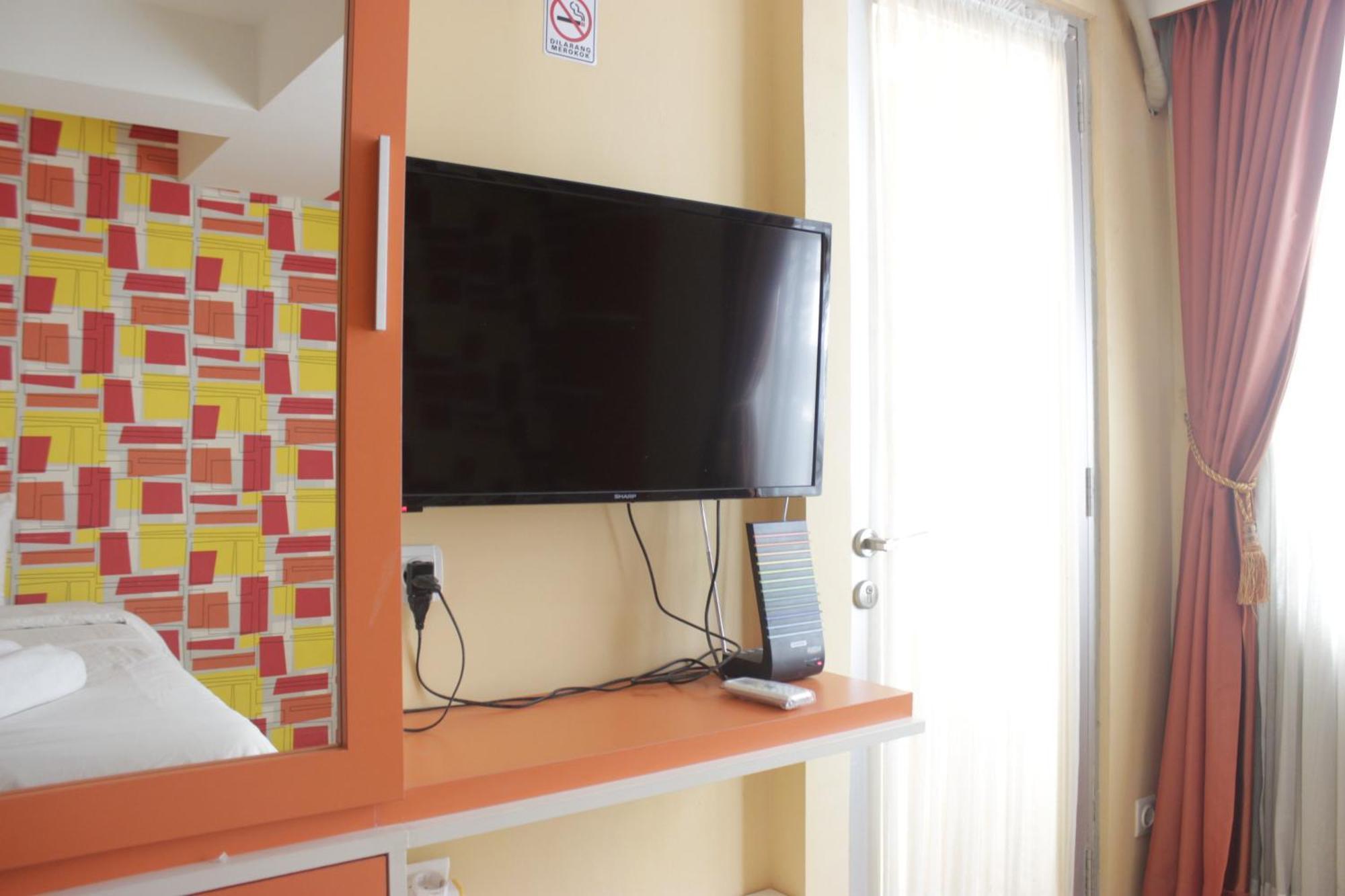 Cozy At The Jarrdin Near Cihampelas Walk By Travelio *